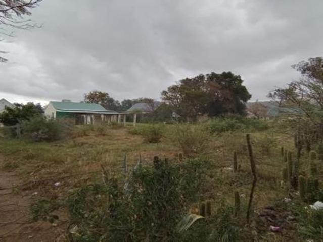 496 m² Land available in Alicedale