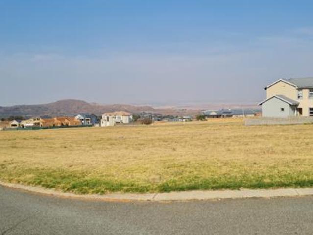 496 m² Land available in Berg en Dal