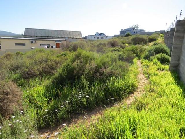 496 m² Land available in Clanwilliam