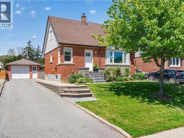 496 Rosseau Road, Hamilton, ON, L8K 4T5 house for sale | Listing ID 40832 | Royal LePage