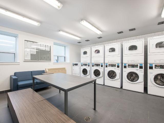 4979 Bathurst St 1 Bedroom Apartment for Rent at 4979 Bathurst St, Toronto, ON M2R 1Y4 Willowdale