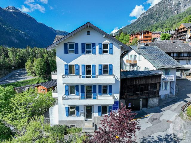 497 m² großes Gästehaus mit separatem Apartment