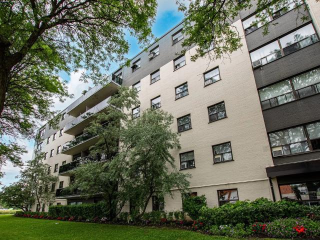 4981 Bathurst Street 1 Bedroom Apartment for Rent at 4981 Bathurst St, Toronto, ON M2R 1Y5 Willowdale