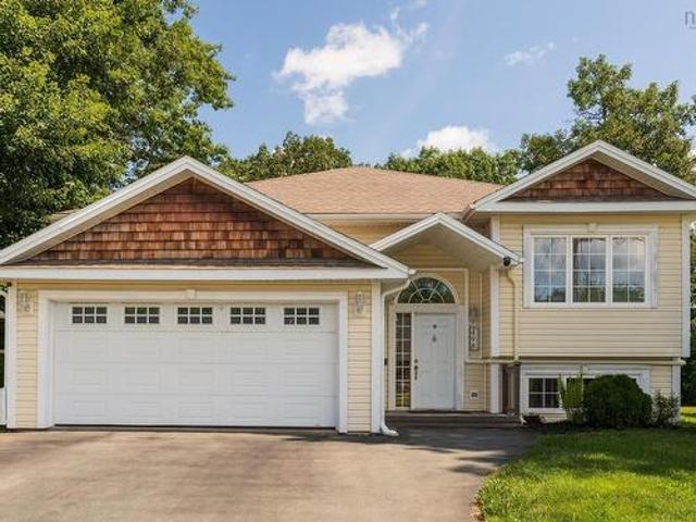498 Glen Allan Drive, Bridgewater, NS, B4V 0B1 house for sale | Listing ID 202621 | Royal LePage
