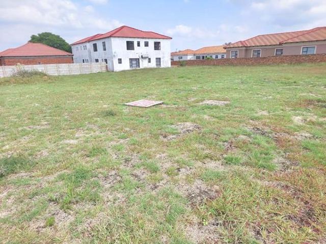 498 m² Land available in Brits Central