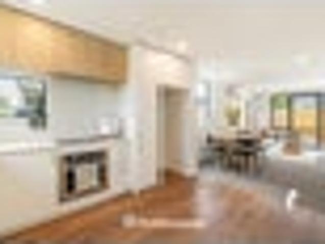 $499,000 Vendors Have Said Sell!