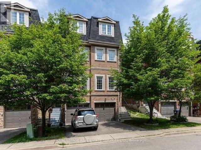 49 435 Hensall Circle, Mississauga, ON, L5A 4P1 house for sale | Listing ID W13453 | Royal LePage