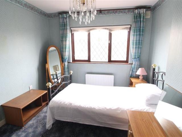 49 The Close, Orlynn Park, Lusk, Co. Dublin DNG McKenna Healy 4916 MyHome. Ie Residential