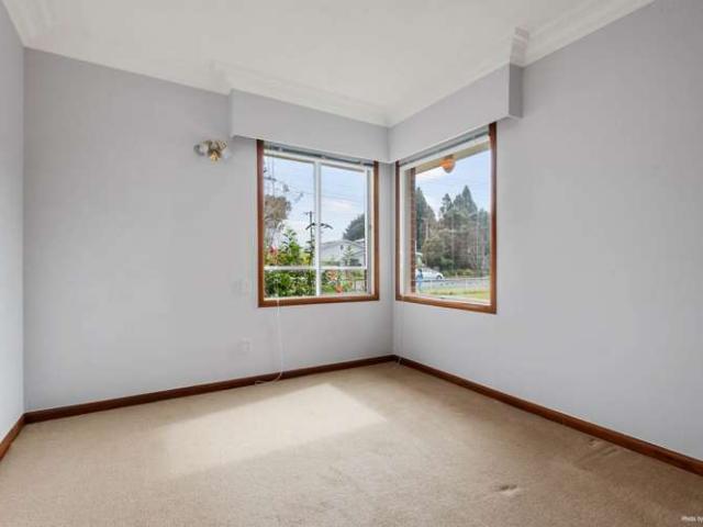 49 Yeovil Road, Te Atatu Peninsula, Waitakere City