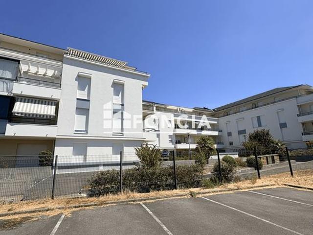 49 angers type 2 vendu avec locataire en place investissement