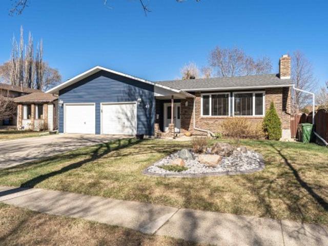 49 Ash Crescent, St. Albert, AB, T8N 3J6 house for sale | Listing ID E4486 | Royal LePage