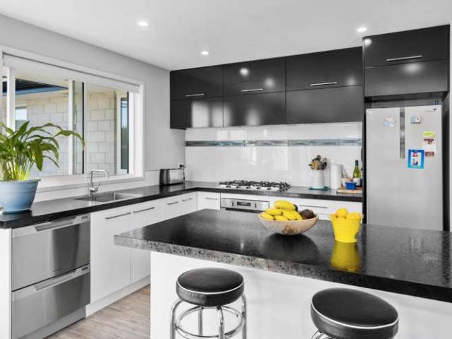 49 Bathurst Crescent, Pyes Pa, Tauranga