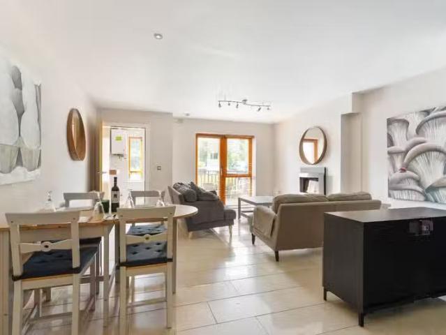 49 Brennanstown Avenue, Cabinteely, Dublin 18, D18TH74 is for.