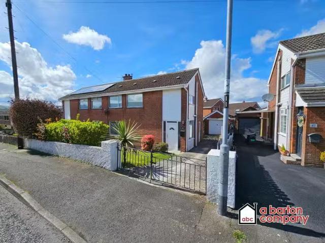 49 Burnthill Crescent