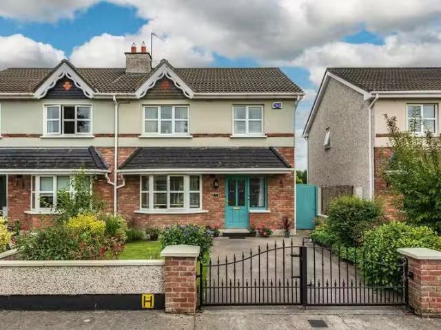 49 Castle Raven, Nurney, Kildangan, Co. Kildare, R51DH70 is fo.