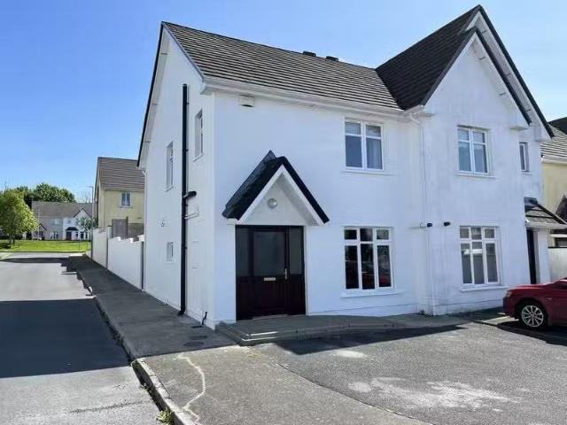 49 Cnoc Ard, Ballina, Co. Tipperary, V94WNV3 is for sale
