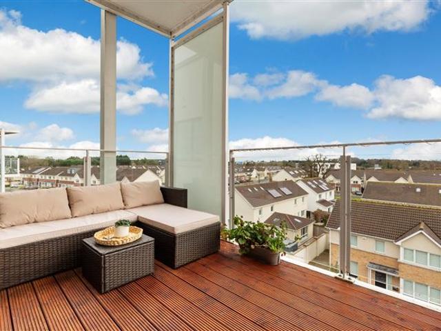 49 Crofton Hall, Hamilton Park, Castleknock, Dublin 15 Sherry FitzGerald Castleknock 4886 MyHome. Ie Residential