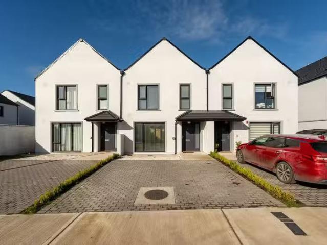 49 Dromdiah Park, Killeagh, Midleton, Co. Cork, P36KP98 is for.