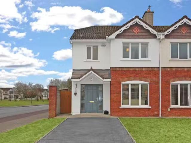 49 Dromroe Avenue, Woodhaven, Castletroy, Co. Limerick, V94HY2.