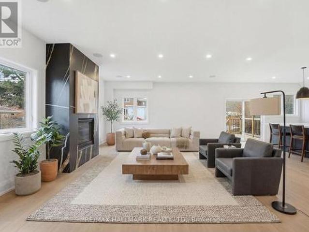 49 Greendowns Drive, Toronto, ON, M1M 2G6 house for sale | Listing ID E13595 | Royal LePage