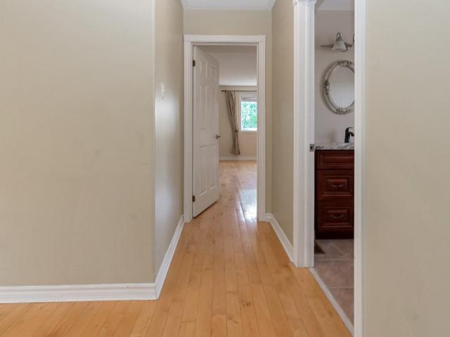 49 Logan Ct, Barrie, ON L4N 8G9, Canada 2 Bedroom Apartment for Rent at 49 Logan Crt, Barrie, ON L4N 8G9 Holly