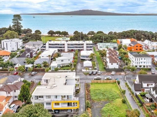 4/9 Marau Crescent, Mission Bay