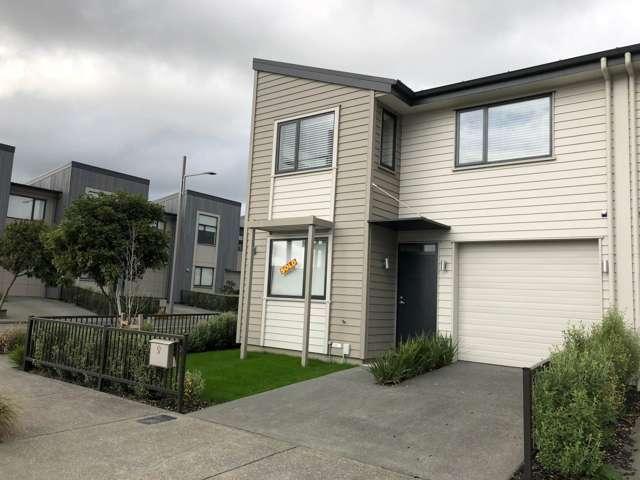 49 Michael Jones Drive, Flat Bush, Manukau City