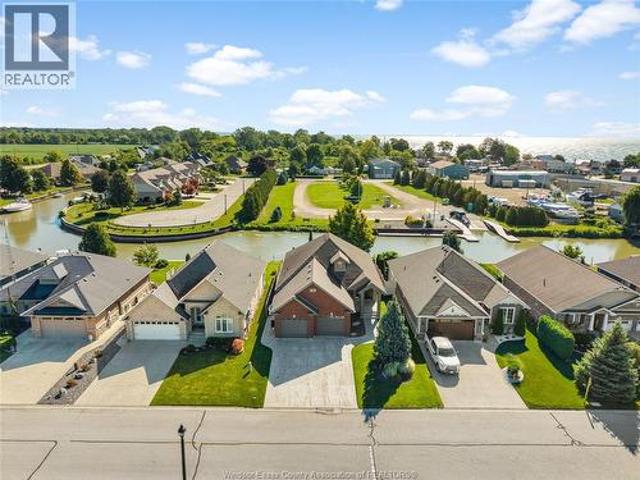 49 Montego Bay Crescent, Kingsville, ON, N9Y 4E7 house for sale | Listing ID 26020 | Royal LePage