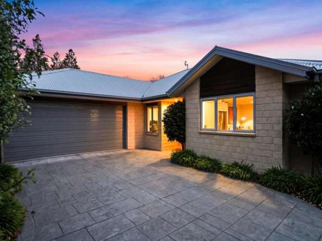 49 O'Neill Avenue, Northwood, Christchurch City