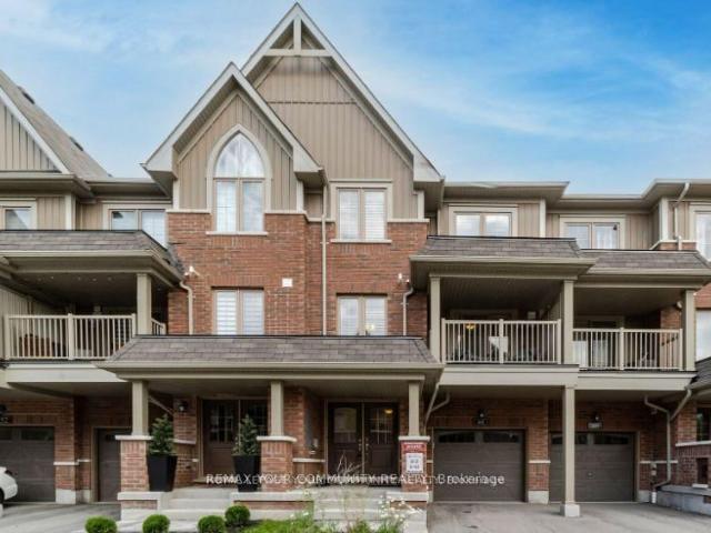 49 Porcelain Way, Whitby | 2Beds/2Bath, Townhouse, $2,700/mo | Condos. Ca