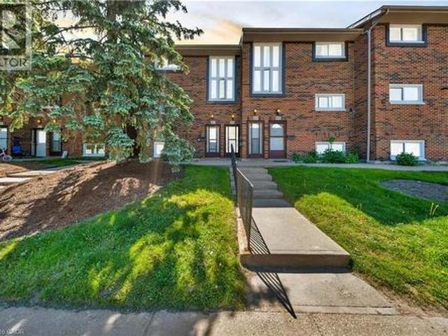 49 Rhonda Road Unit# 90, Guelph, ON, N1H 7A4 townhouse for sale | Listing ID 40836 | Royal LePage