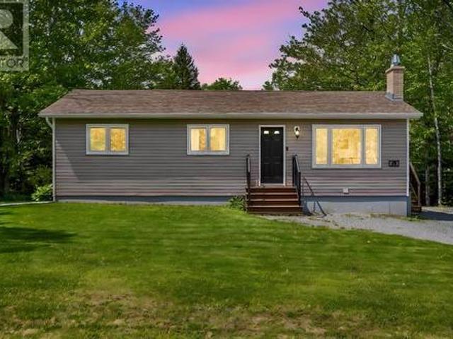 49 Rockwell Drive, Mount Uniacke, NS, B0N 1Z0 house for sale | Listing ID 202613 | Royal LePage