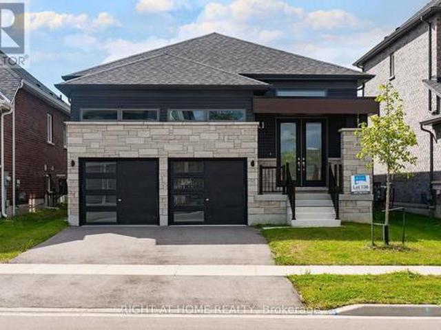 49 Simona Avenue, Wasaga Beach, ON, L9Z 0L3 house for sale | Listing ID S12934 | Royal LePage