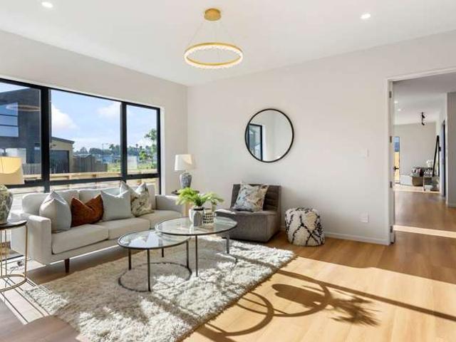 49 Stableford Crescent, Opaheke, Papakura