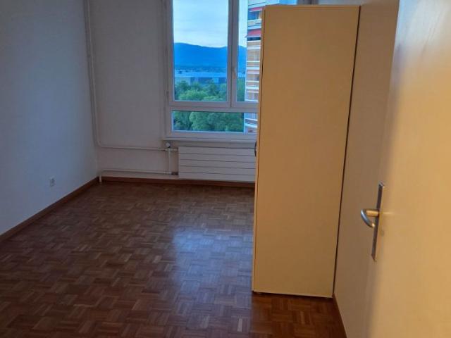 4 m²