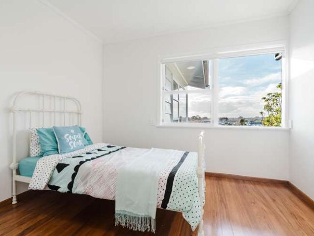4 Mahoe Street, Melville, Hamilton City