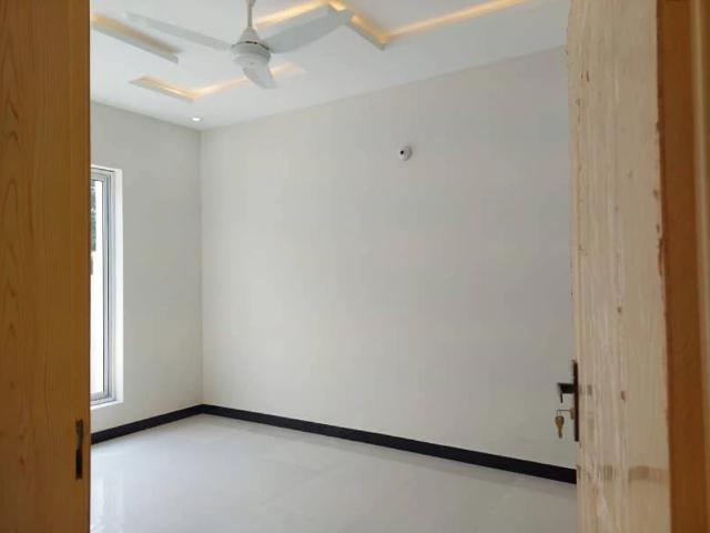 4 marla beautiful house available for sale G 13 Islamabad G 13 ID 86547