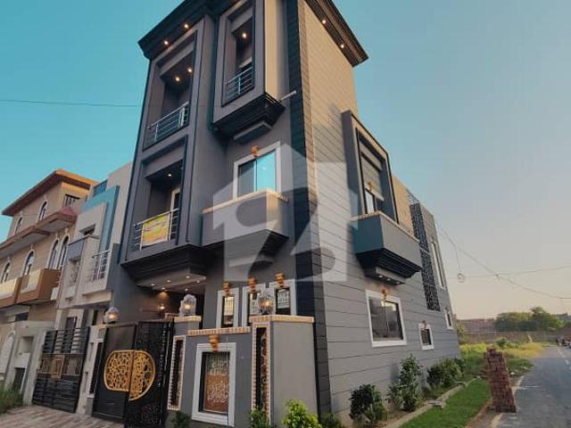 4 Marla Corner Triple Storey House Is Up For Sale