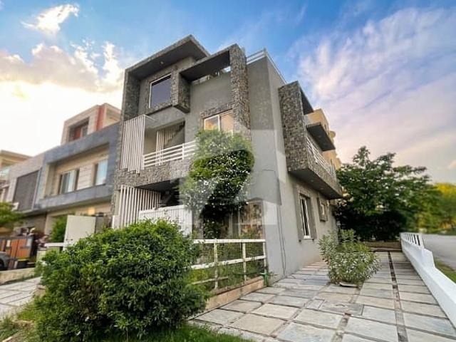 4 Marla Double Unit House