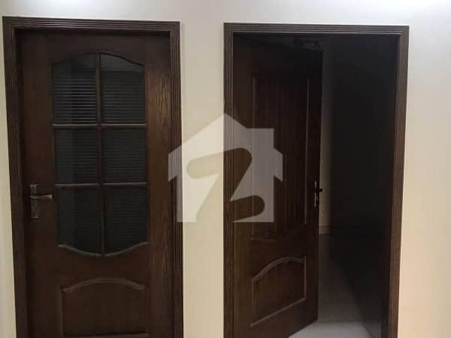 4 Marla Flat 2nd Floor For Rent In Lake City Meadows