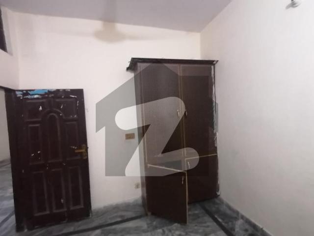 4 Marla Flat For rent In The Perfect Location Of Wakeel Colony Islamabad Highway