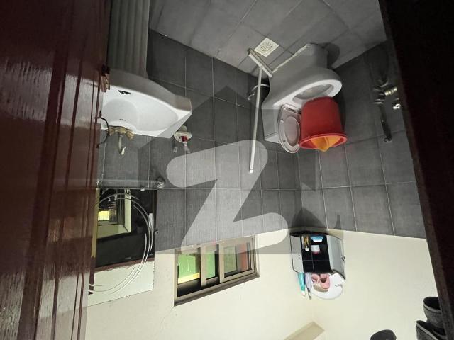 4 marla flat for rent gulshan abad