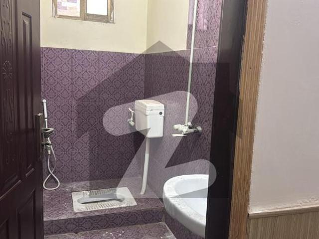 4 Marla Flat In Ichhra Is Available For rent Ichhra