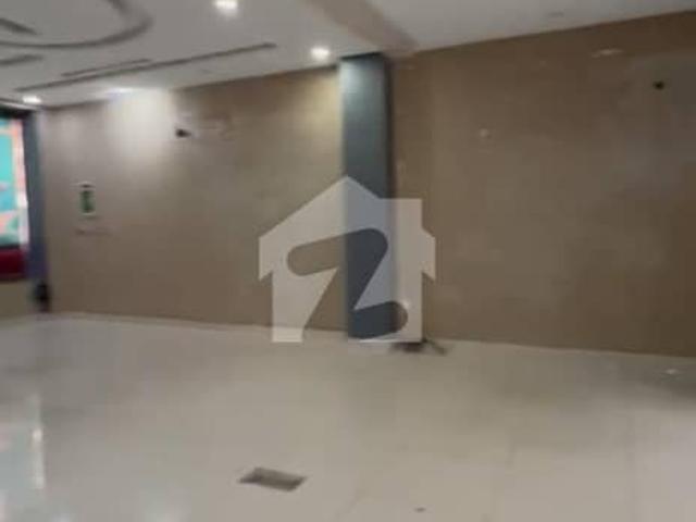 4 marla hall available on rent for commercial use