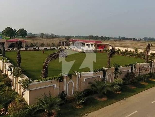 4 marla plot for farm house ever land