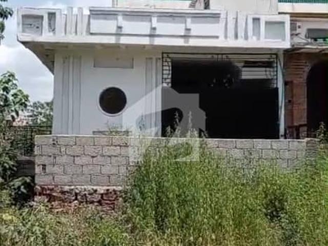 4 Marla Prime Location Plot for Sale on Main prince Road Street No 8