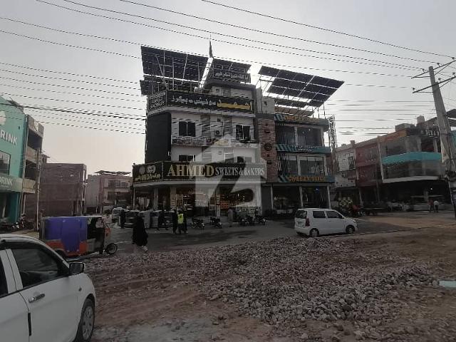 4 Marla Shop Up For sale In Model Town