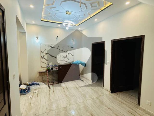 4 Marla Upper Portion Available For Rent