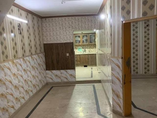 4 Marla Upper portion for Rent