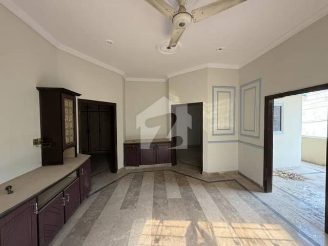 4 Marla Upper Portion In Johar Town For Rent At Good Location